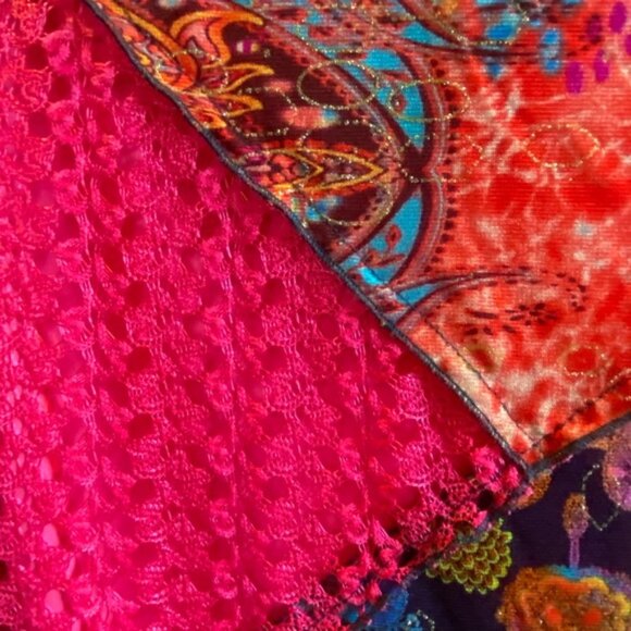 Calessa Women’s Top - Picture 4 of 6